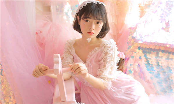 鲁甸供卵试管代怀生子多少钱？这一直是很多不孕不育家庭关注的话题。在中国，不孕不育的发生率越来越高，根据《中国不孕不育现状调研报告》显示，育龄夫妇的不孕不育率从20年前的3%增长至现在的12.5%-18.2%，患者人数高达6000万以上。在这样的背景下，许多家庭通过供卵试管来实现自己的生育梦想。那么，供卵试管代怀生子的费用到底是多少呢？
